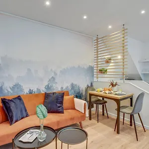 Well Decorated One Bedroom Aprtment In Heat Of Paris, Short Walk To Palais Garnier , Appartement
